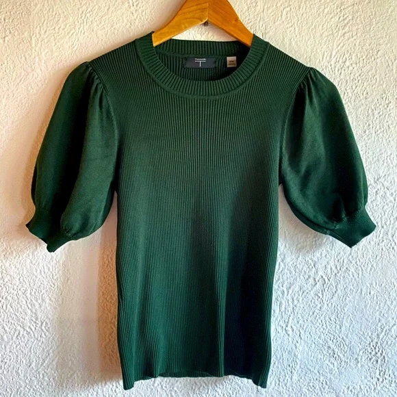 SALE Tahari Blouse Dark Green Ribbed Knit Puff Sleeve Stretchy Top Size M - Picture 1 of 8